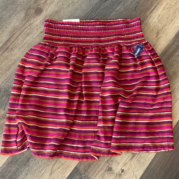Old Navy elasticized waist‎ mini skirt. NWT. Retail 25 - Picture 1 of 5